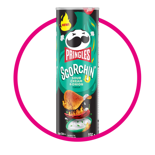 PRINGLES SCORCHIN SOUR CREAM ONION SNACKS LATA 158G